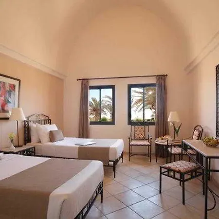 Sol Y Mar Shams Suites